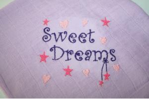 besticktes Nuscheli: Sweet Dreams lila